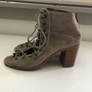 JEFFREY CAMPBELL CORS LACE UP HEEL